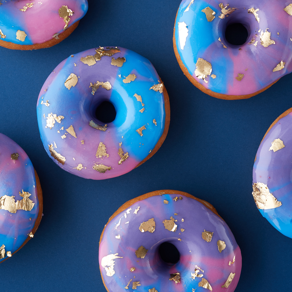 Donuts & food photography for advertising & marketing by Photography of and for Packaging